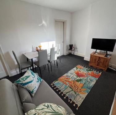 Leamington Spa Boutique Two Bedroom Flat