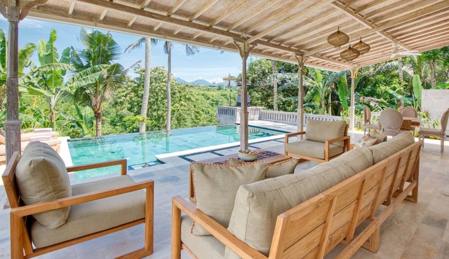 Lebah Villas