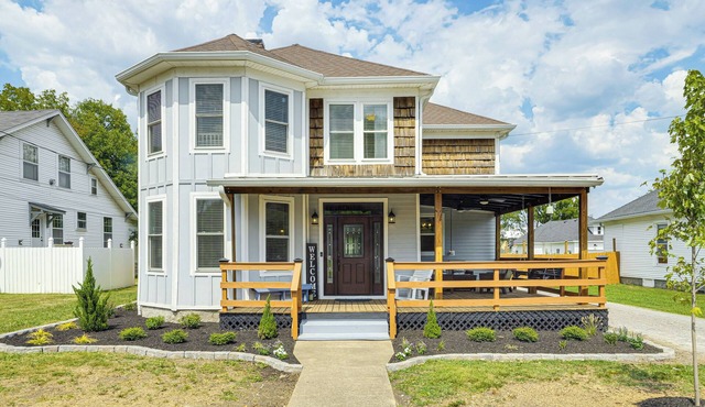 Lebanon Retreat: Decks, Fire Pit & Yard