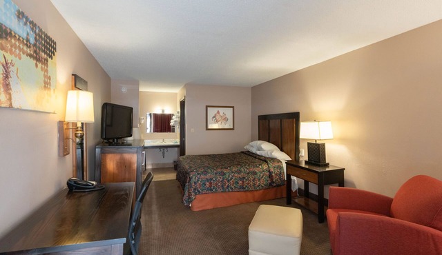 Lebo Inn