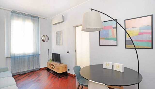 Lecco Apartment Travel Inside