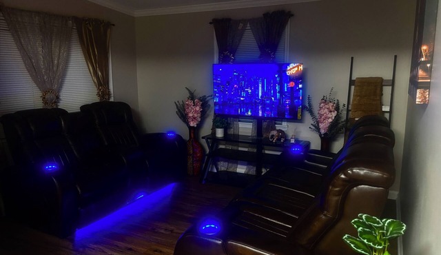LED Lighting Reclining Sofas - Cozy 3 Bedroom Home In Jacksonville fl