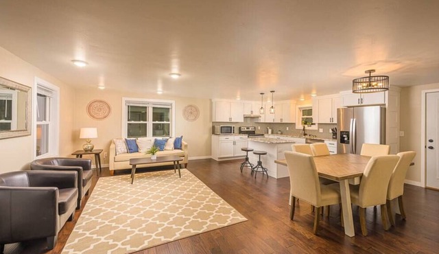 Ledgeview Luxury 𝑺𝒍𝒆𝒆𝒑𝒔 11