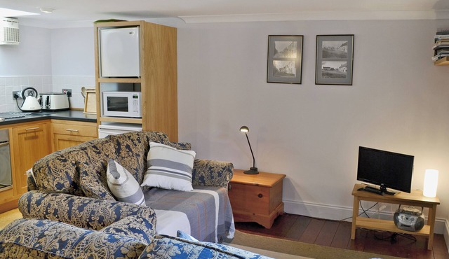 Lee Cottage - E4343A