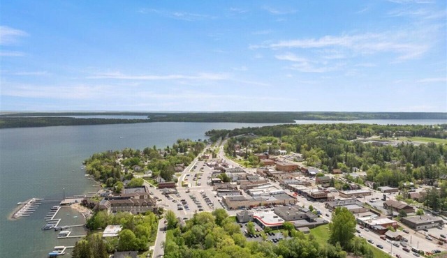 Leech Lake Views | Quaint Stay Near Town & Hiking