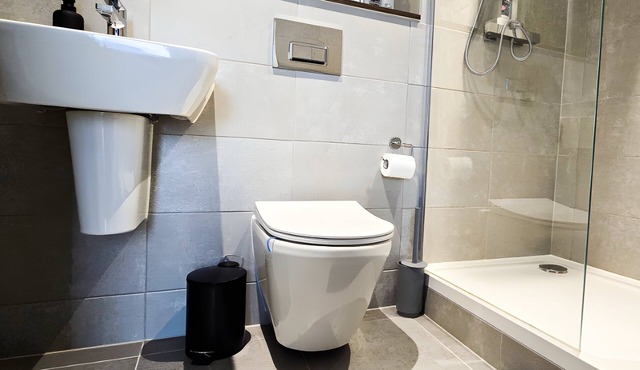 Leeds City Centre - The 120 Rest & Retreat