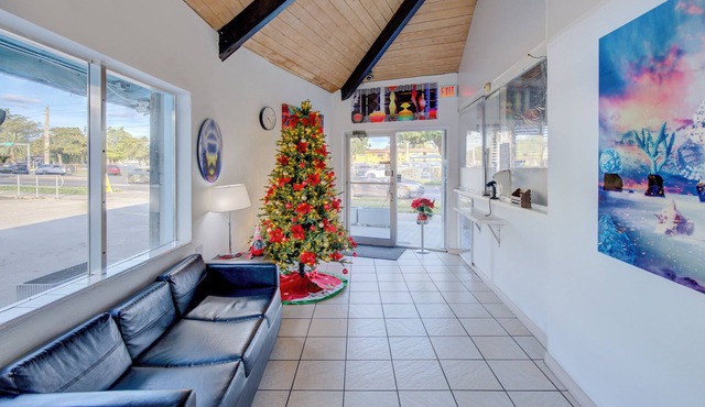Leeward Motel By Capital O North Miami Beachside