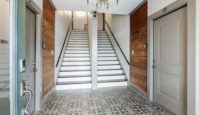 Legacy Crashpads - Modern 2-Bedroom Home in Historic Tobin Hill, San Antonio