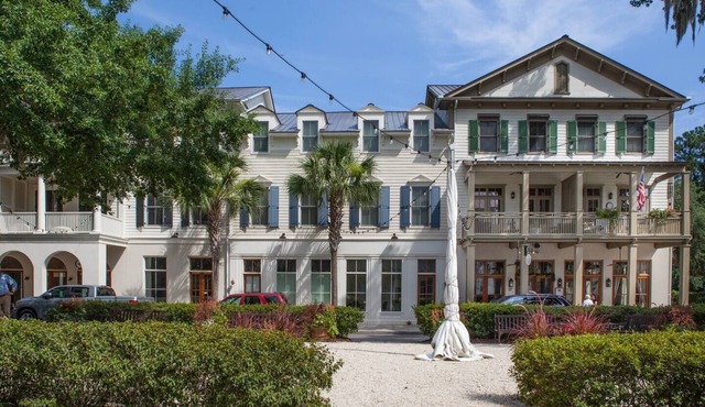 Legacy Loft in Award-Winning Habersham Community