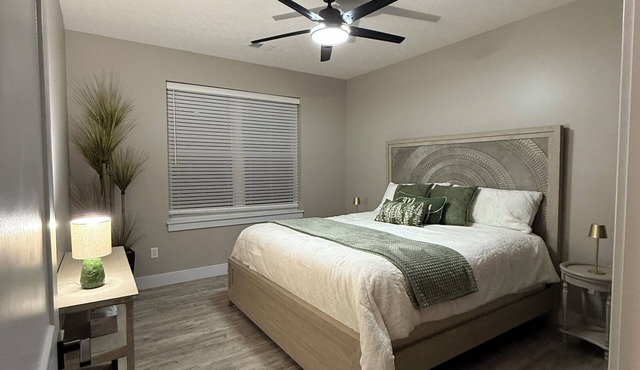 Legacy Retreat, your private 2-bdrm getaway in the modern area of Grand Island