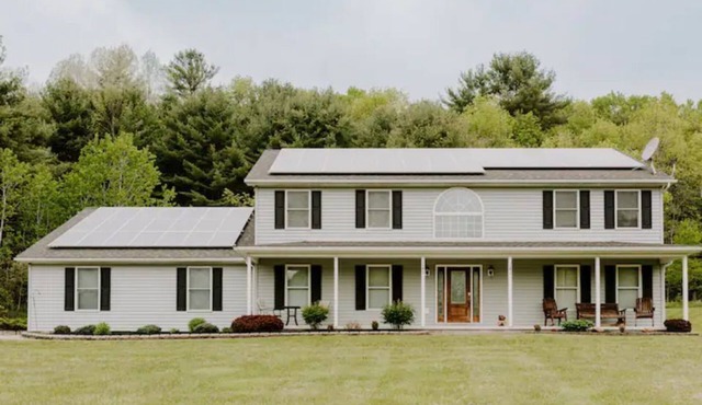 Legendary Guest Home -6 bedroom- Private!