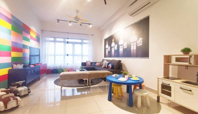 Legoland Medini 10pax (WIFI) @ JB City Homestay