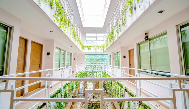 LeGreen Suite Tondano