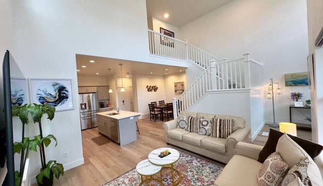Lehi Retreat:Silicon Slopes/Thanksgiving Pt: Swimming Pool,Fully Stocked Kitchen
