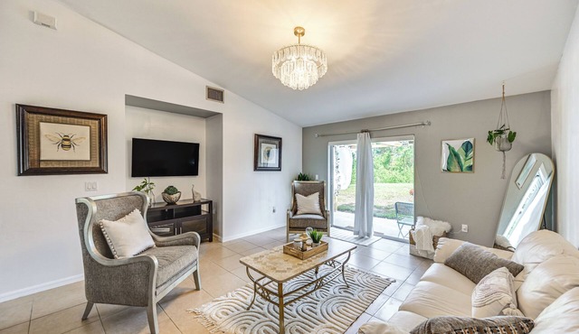 Lehigh Acres Getaway Near Parks & Golfing!