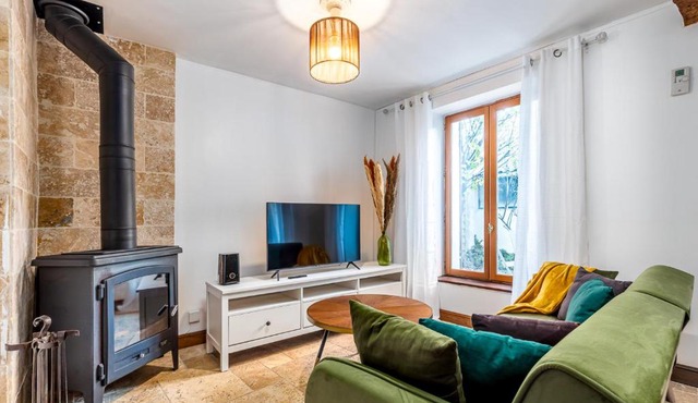 Leisure Island I Calm Nature Tourism