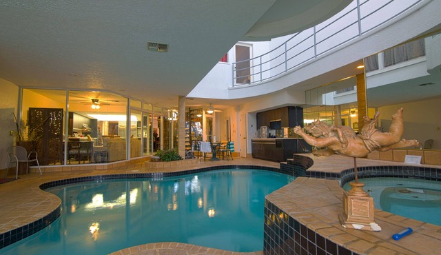 Leithen Lodge, Your Romantic Private Scottish Baronial Castle in N.Tampa