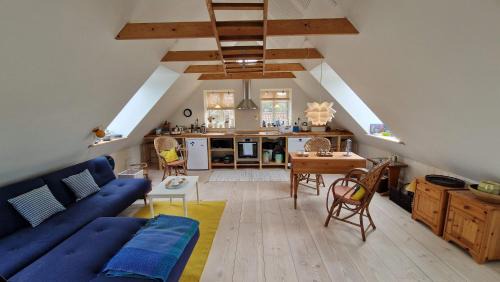 Lejlighed nær badesø