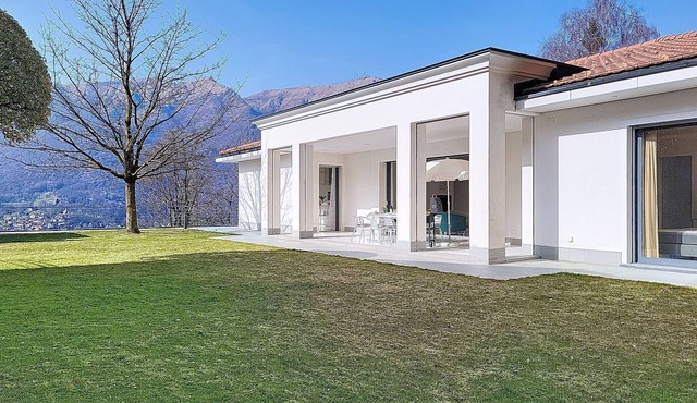Lema View by Interhome
