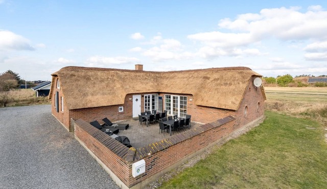 "Lemmikki" - 1.5km from the sea by Interhome