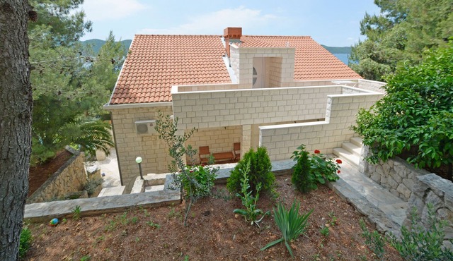 Lemon Apartment which includes One Bedroom and Bathroom with Kitchen and balcony