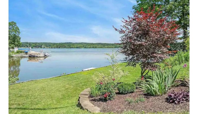 Lemon Drop Inn Lake Lemon, Bloomington, Nashville