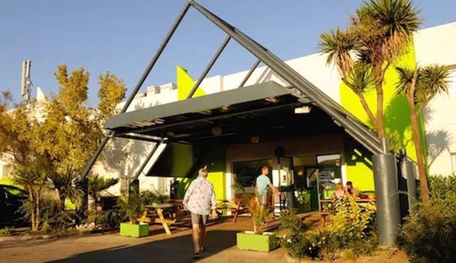 Lemon Hotel Le Coteau Roanne