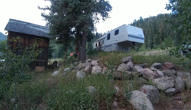 Lemon Lake Hide Away