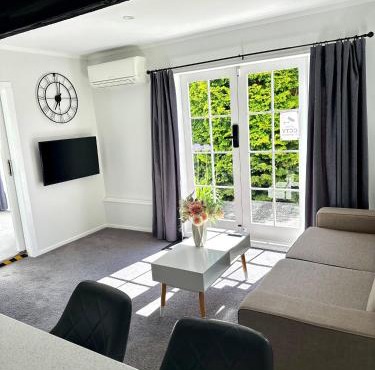 Lemon Tree Apartment Tawa