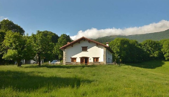 Lenco House for 8 people