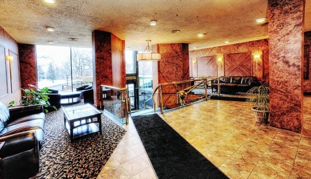 Lenox Hotel and Suites