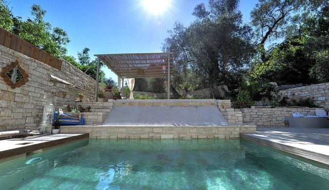 Leonora house - Two Bedroom Villa, Sleeps 4