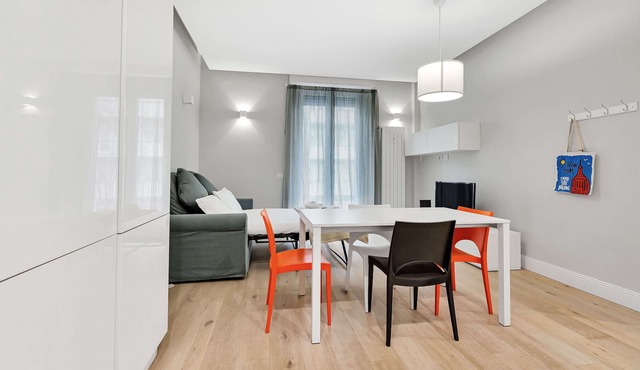 Lepetit 3 Welcomely - Two Bedroom Apartment, Sleeps 5