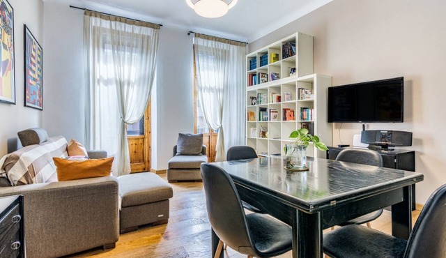 Lepontina Apartment