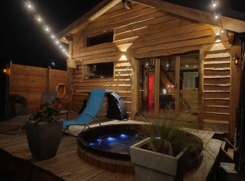 Les Étoiles de Bevy Chalet insolite Love Room