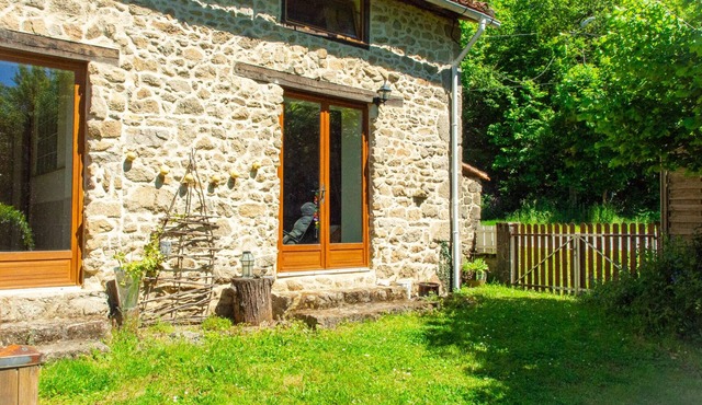 Les 3 Pruniers - Calm & Nature * (in French)