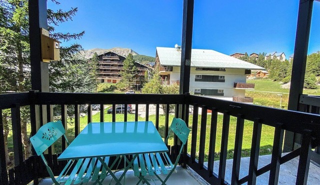 Les 4 Flocons Modern comfort, sunny balcony & broadband fiber in Auron