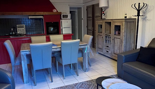 Les 4 vents, large T3 70m2, 6 pers, 2 bedrooms in individual fenced chalet