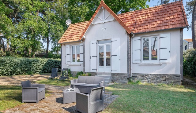 "Les Acacias" - Sharing family memories