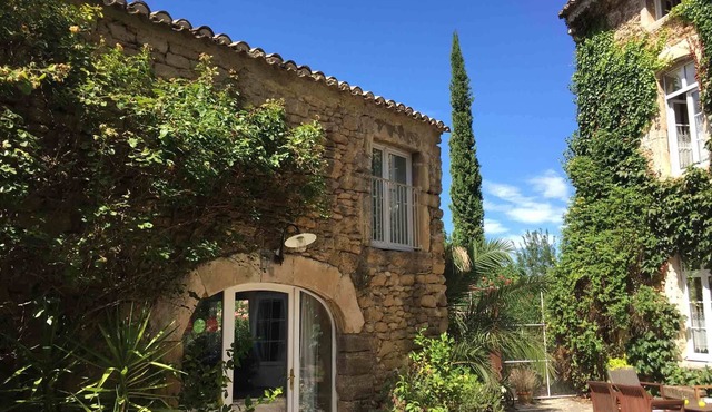 Les Aiguières en Provence