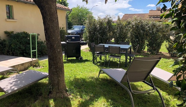 Les Alouettes, comfortable house, 10 minutes' walk from the historic center.