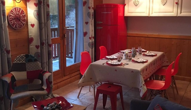 LES ARCS - ARC 2000 - APARTMENT WITH POOL IN CHALET - 3 ROOMS - SKIS ON FOOT