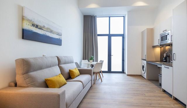 Les arts Turia 1 by Concept Flats