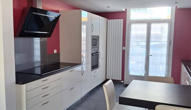 "LES BLEUETS" VILLA FOR 6 PEOPLE 3 BEDROOMS NEAR BOISVINET BEACH