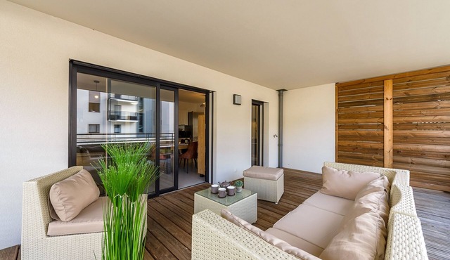 Les Balcons de la Suite - coeur de village, terrasse