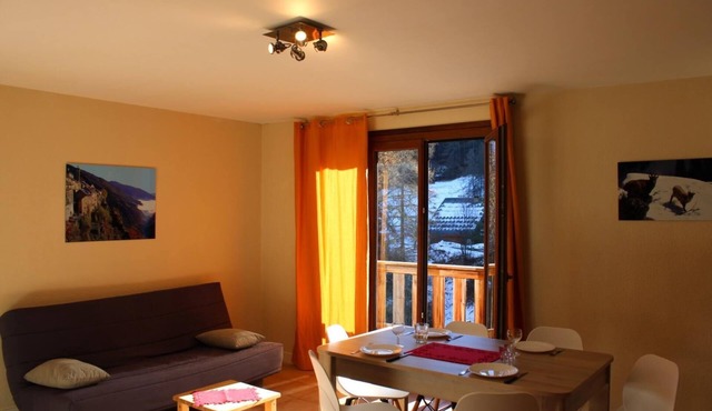 Les Biches - ROUBION