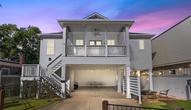 Les Bons Temps on Minnich (Heart of Downtown)