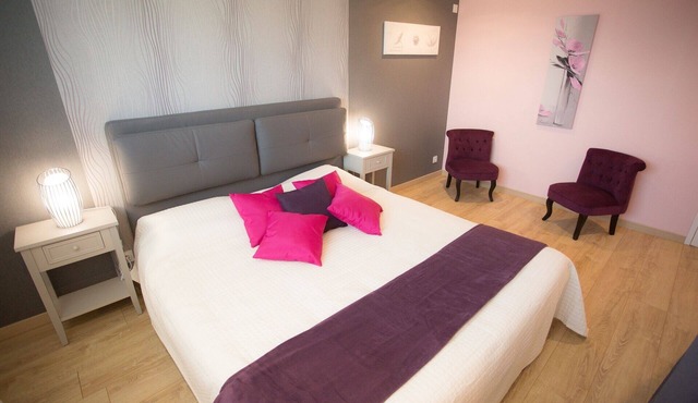 Les Bruyères Room 180