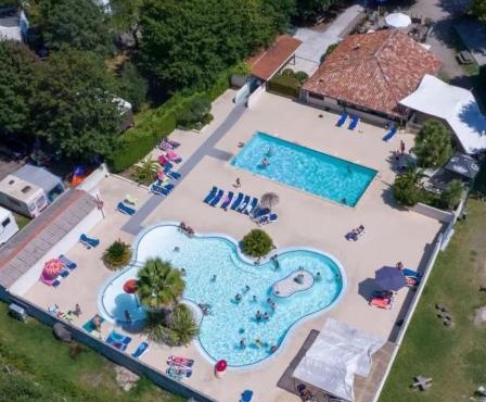 Les bruyères 58 - Mobil home dans camping familial piscine chauffée - wifi