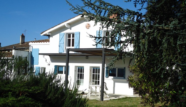 Les Buillens, charming little cottage in the countryside